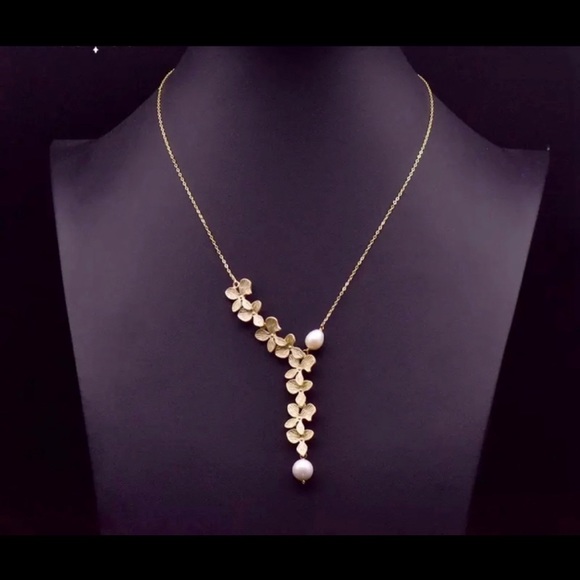 S925 Natural Fresh Water Pearl Leaf Necklace - Picture 8 of 9